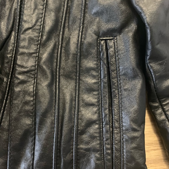 Vintage Leather Jacket - Picture 3 of 4